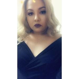 Meet your Posher, Daniela